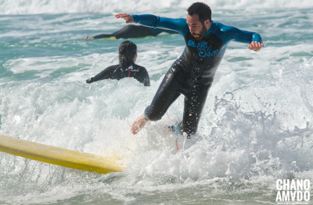 Disfrutando sobre las olas