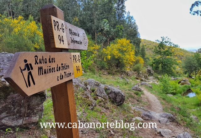 A ruta está moi ben sinalizada