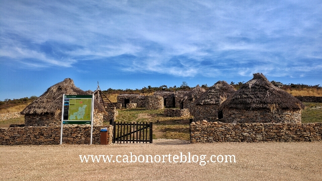 Recreación dun poboado castrexo preto de Castromao